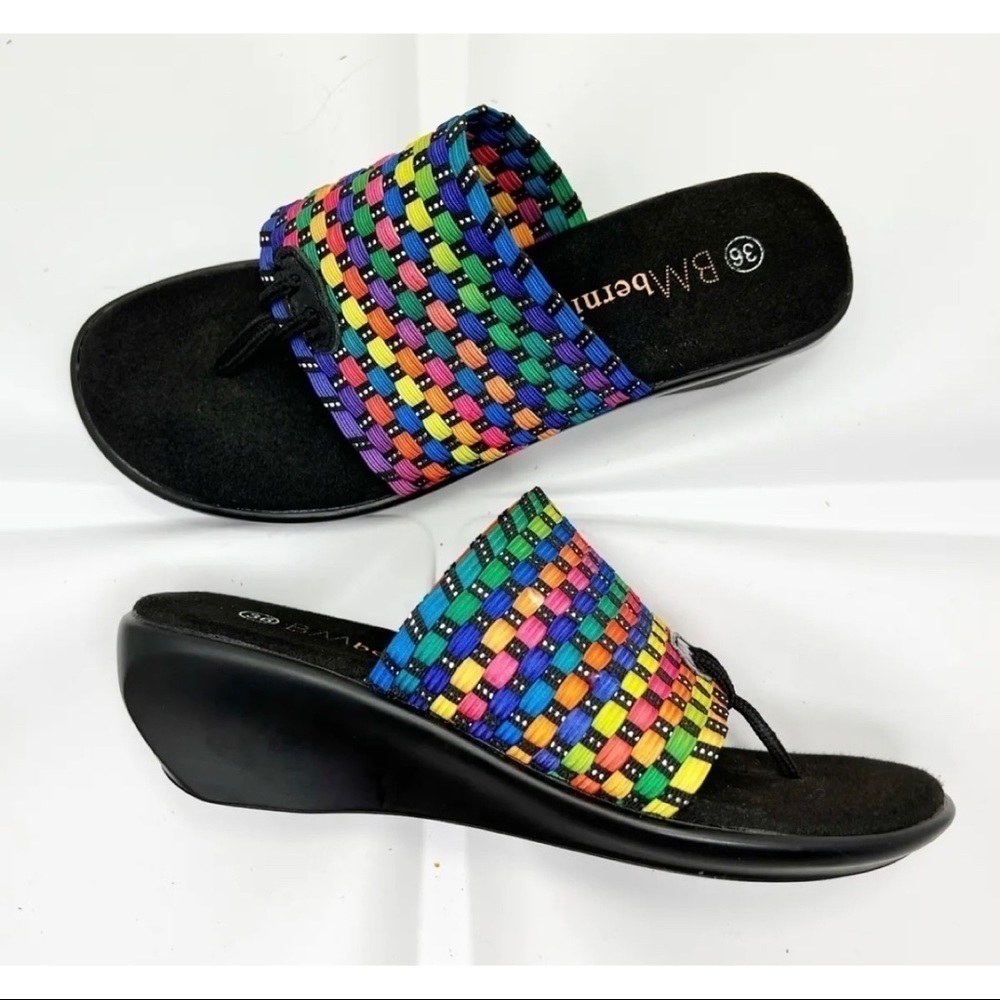 Bernie Mev 36 Sz 5 Women Rainbow Elastic Woven Thong Slide Sandals RARE NEW